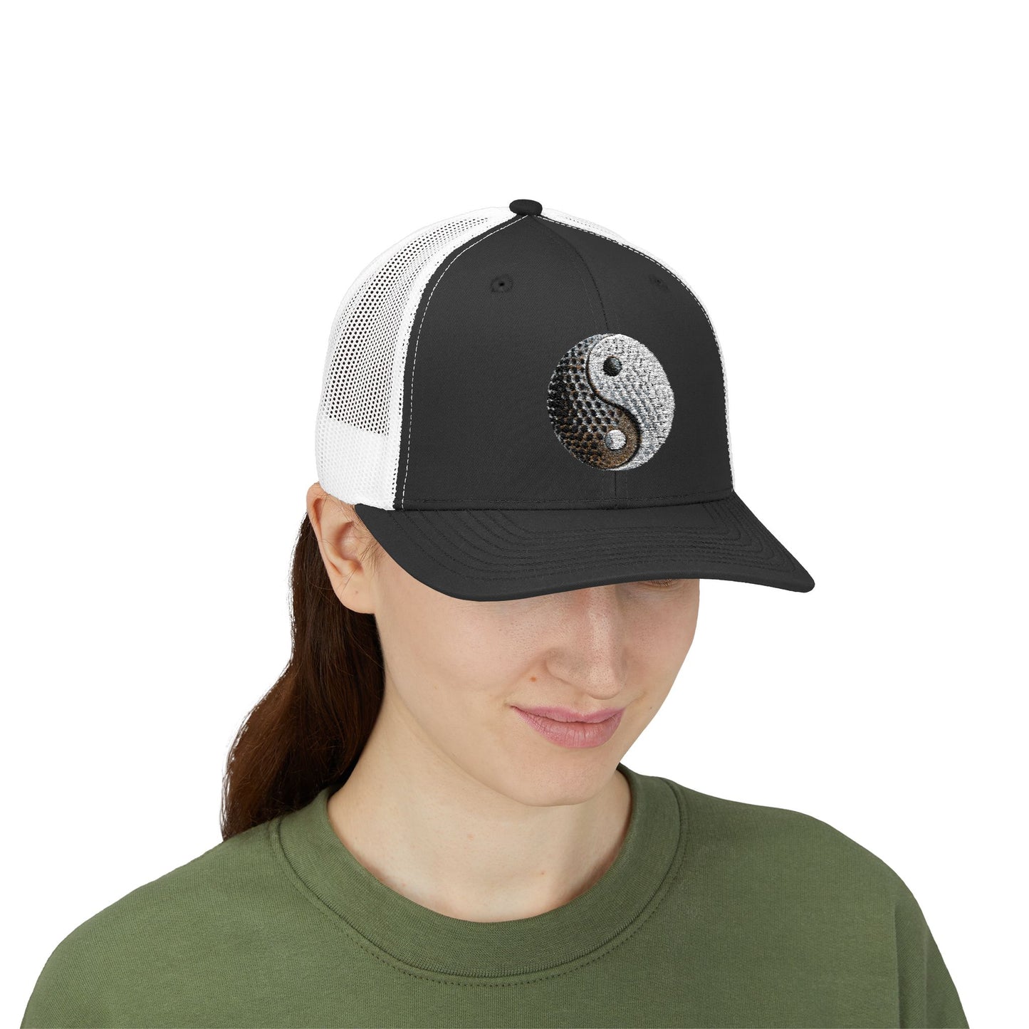 Yin Yang Golf Ball Trucker